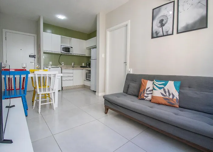 POS53B - Aconchegante, 1 Dorm Climatizado, Garagem, Próximo ao Shopping Atlântico, Wi-Fi